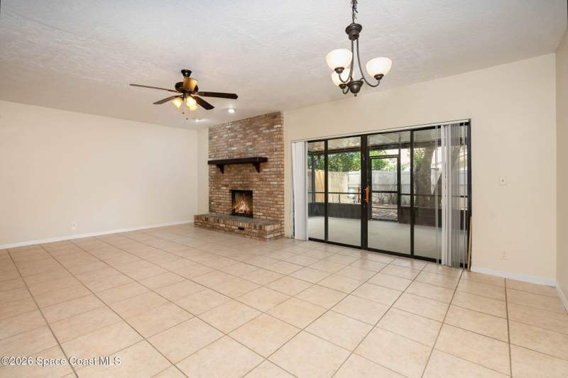 4 bedroom Townhouse at 1911 Cashew Courtway, Titusvillage Sec II, Titusville — photo 4
