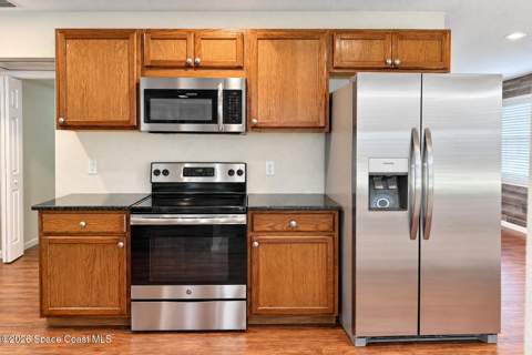 6890 Ward Parkway, Melbourne Village FL - photo 10 of 45