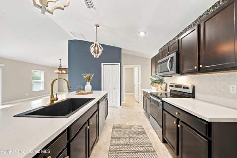 206 Wendover Road, Palm Bay FL - photo 8 of 34