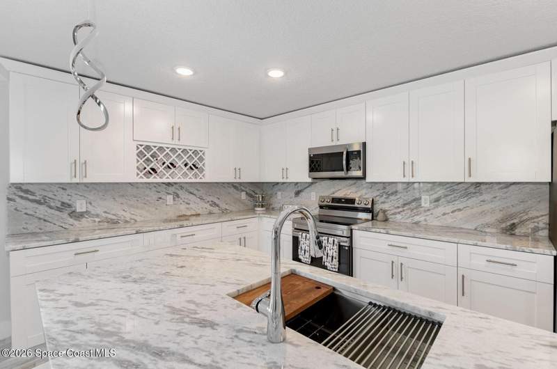 3 bedroom Single Family Residence at 3014 San Filippo Drive, Port Malabar Unit 25, Palm Bay — photo 4