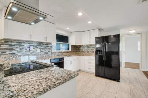 942 Chace Lane, Palm Bay FL - photo 6 of 32