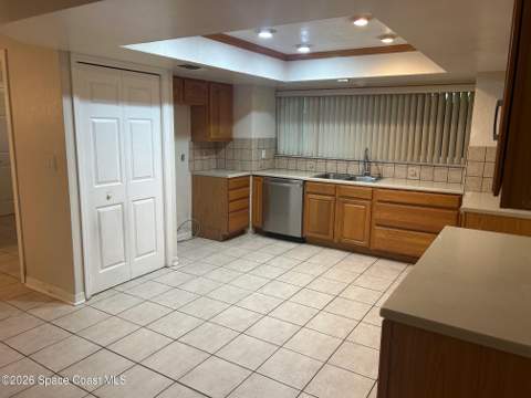 2404 Scenic Drive, Melbourne FL - photo 7 of 33