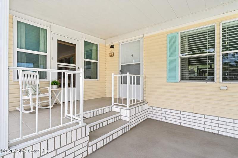 3 bedroom Manufactured Home at 7628 Boxelder Road, Snug Harbor Lakes Condo, Micco — photo 3