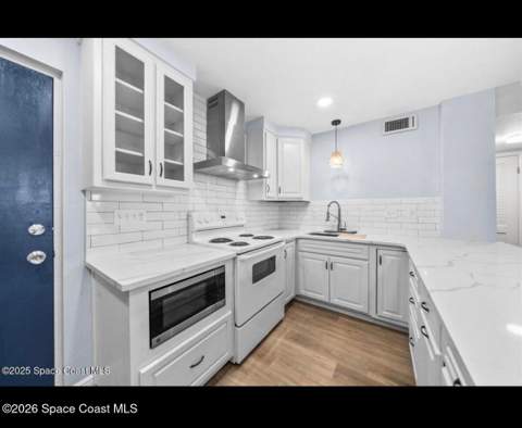 120 Mutiny Lane #C3-208, Merritt Island FL - photo 9 of 25
