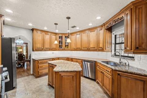 1713 Ford Road, Mims FL - photo 21 of 58