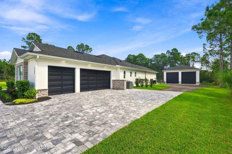 4 bedroom Single Family Residence at 7209 Wando Avenue, Riverview Terrace Amended Plat, Grant — photo 5