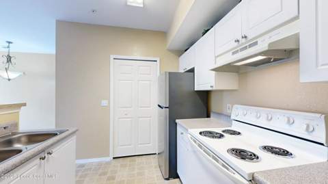1757 Sophias Drive #206, Melbourne FL - photo 9 of 47