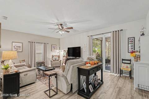 1013 Del Mar Circle, West Melbourne FL - photo 6 of 31