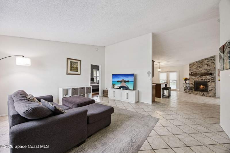 3 bedroom Single Family Residence at 5555 Datura Street, Port St John Unit 7, Cocoa — photo 3