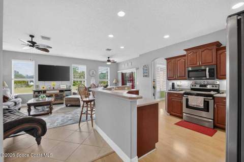 4045 Fawn Lake Boulevard, Mims FL - photo 18 of 51
