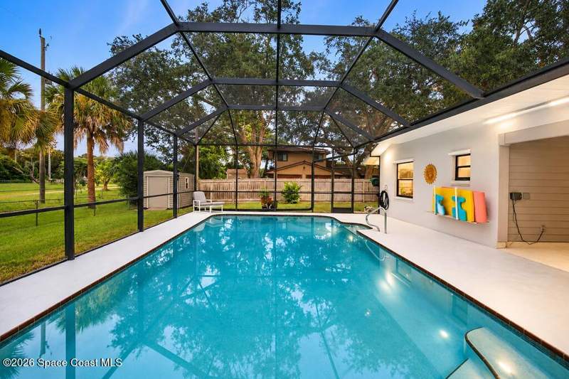 3 bedroom Single Family Residence at 460 Oakwood Court, Oakwood Estates, Merritt Island — photo 3