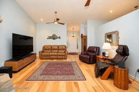 460 Oakwood Court, Merritt Island FL - photo 19 of 54