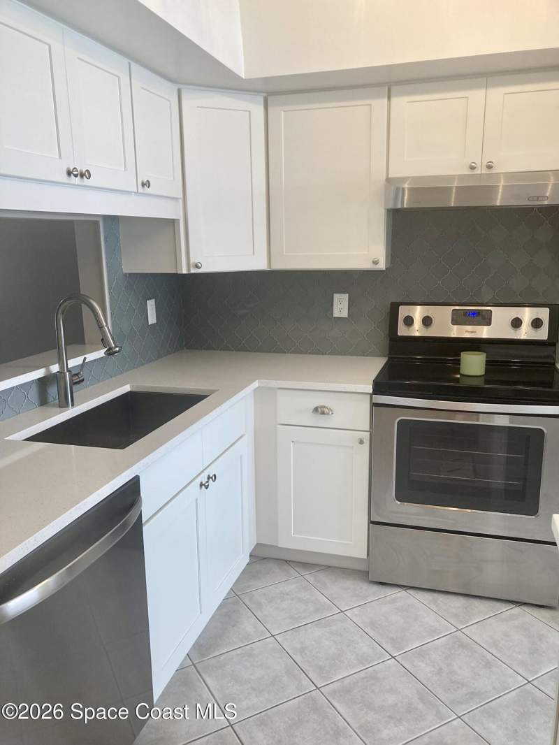 2 bedroom Townhouse at 255 Paradise Boulevard #1, Townhomes of Paradise Beach, Indialantic — photo 3