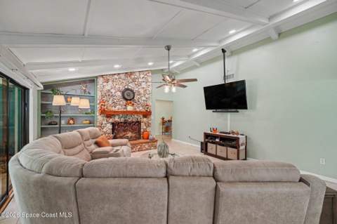 126 Briarwood Lane, Cocoa FL - photo 12 of 39