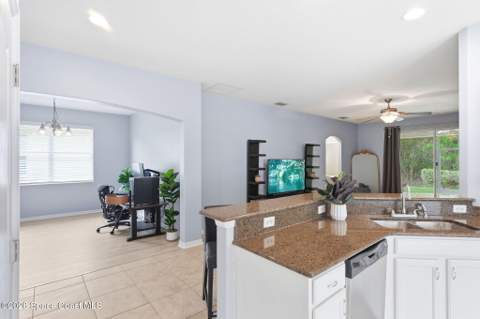 680 Remington Green Drive, Palm Bay FL - photo 11 of 44