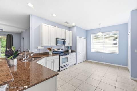 680 Remington Green Drive, Palm Bay FL - photo 10 of 44