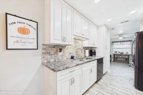 711 Tupelo Drive, Melbourne FL - photo 16 of 52