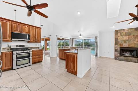 1140 Cypress Trace Drive, Melbourne FL - photo 15 of 48