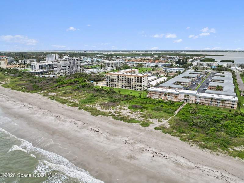 2 bedroom Condominium at 3060 N Atlantic Avenue #408, Windward E Condo Ph I, Cocoa Beach — photo 4