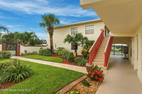 300 Monroe Avenue #1, Cape Canaveral FL - photo 21 of 34