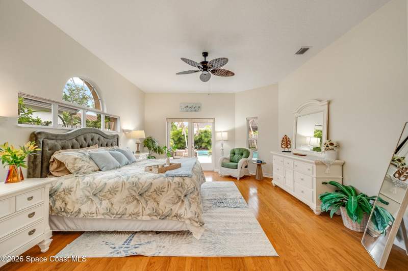 4 bedroom Single Family Residence at 370 Normandy Drive, Cloisters Phase 1 The, Indialantic — photo 3