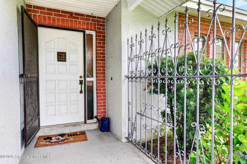 4 bedroom Single Family Residence at 541 Charlotta Avenue, Port Malabar Unit 9, Palm Bay — photo 2