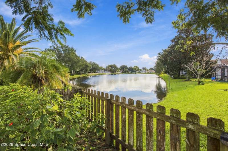 4 bedroom Single Family Residence at 4364 Grand Meadows Boulevard, Baymeadows of Melbourne Phase 2 A Replat of Tra, Melbourne — photo 2