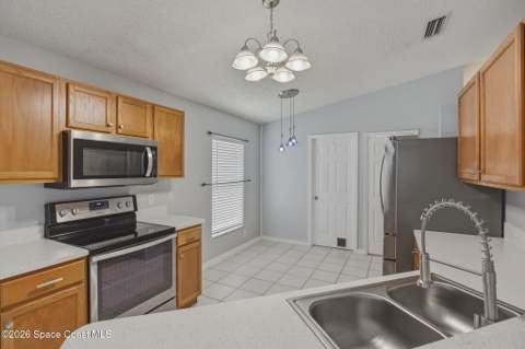 4364 Grand Meadows Boulevard, Melbourne FL - photo 13 of 27