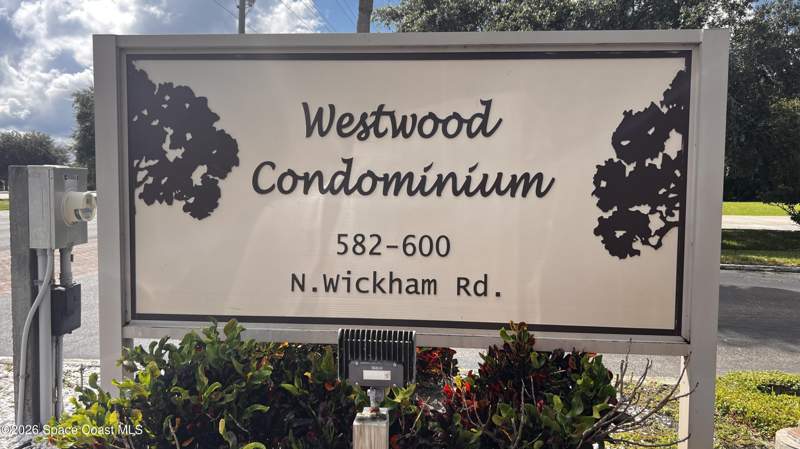 2 bedroom Condominium at 588 N Wickham Road #51, Westwood Condo, Melbourne — photo 2