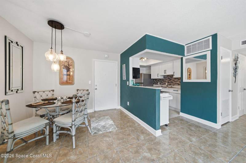 2 bedroom Condominium at 230 Columbia Drive #104, The Colonial House Condo, Cape Canaveral — photo 3