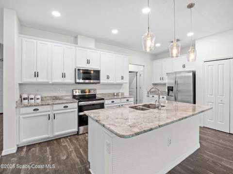 2716 Diane Avenue, Palm Bay FL - photo 13 of 41