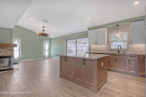 3472 Florida Palm Avenue, Melbourne FL - photo 9 of 37