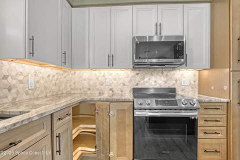3472 Florida Palm Avenue, Melbourne FL - photo 13 of 37