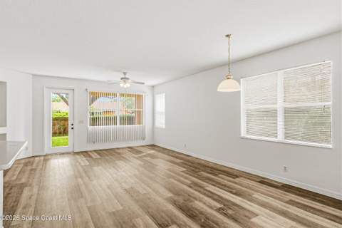 811 Parsons Circle, Palm Bay FL - photo 8 of 27