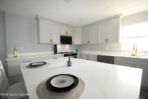 2500 Eagle Drive #4-d, Melbourne FL - photo 6 of 17