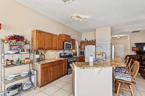 345 Lake View Lane, Grant-Valkaria FL - photo 11 of 56