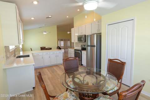 681 Indian Oaks Drive, Melbourne FL - photo 6 of 38