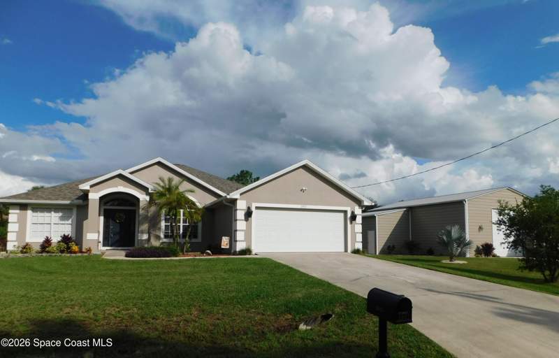 4 bedroom Single Family Residence at 2937 Fowler Avenue, Port Malabar Unit 30, Palm Bay — photo 2
