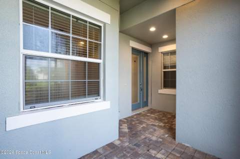 7634 Loren Cove Drive, Melbourne FL - photo 6 of 41