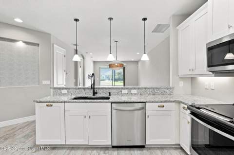 7634 Loren Cove Drive, Melbourne FL - photo 10 of 41