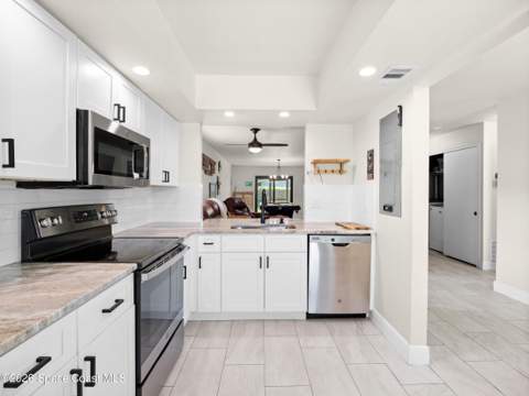 159 Kristi Drive, Satellite Beach FL - photo 6 of 21