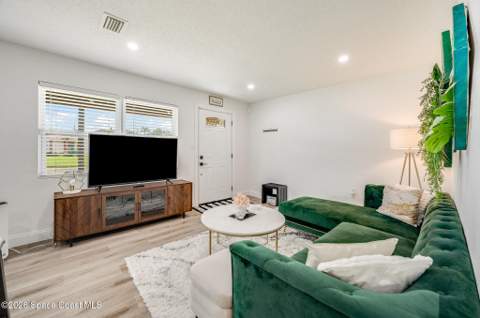 5141 Walker Avenue, West Melbourne FL - photo 10 of 39