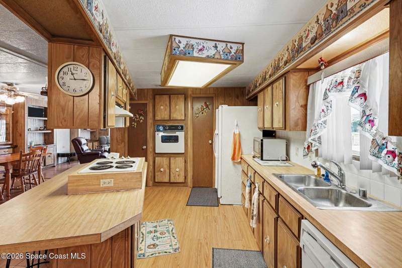 2 bedroom Single Family Residence at 1740 Coco Plum Street, Palm Bay Colony Sec 2, Palm Bay — photo 5