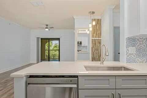 6441 Borasco Drive #3406, Melbourne FL - photo 6 of 43