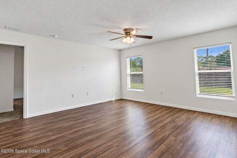 721 Daysland Avenue, Palm Bay FL - photo 12 of 31