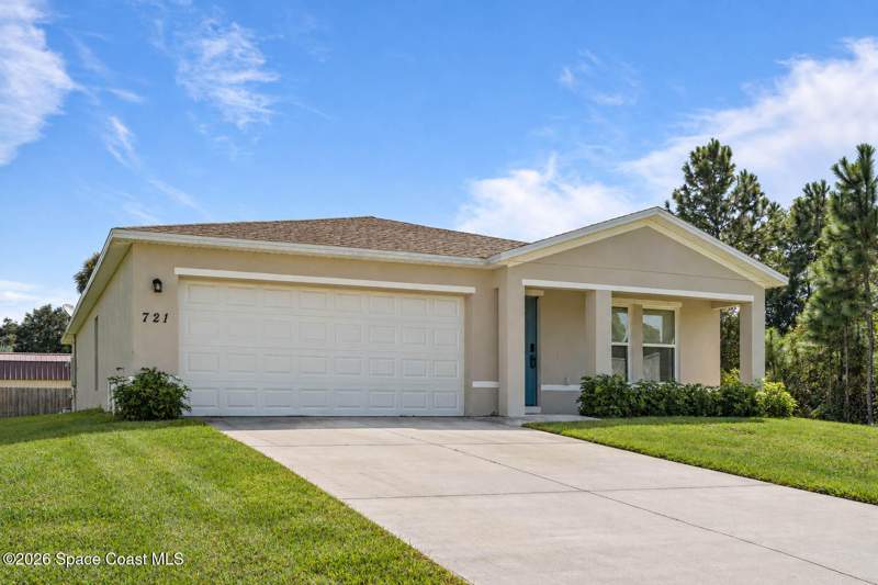 4 bedroom Single Family Residence at 721 Daysland Avenue, Port Malabar Unit 36, Palm Bay — photo 4