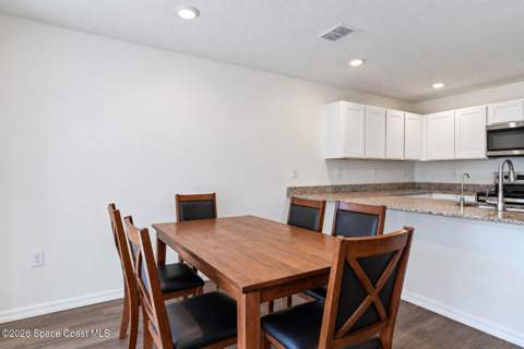721 Daysland Avenue, Palm Bay FL - photo 10 of 31