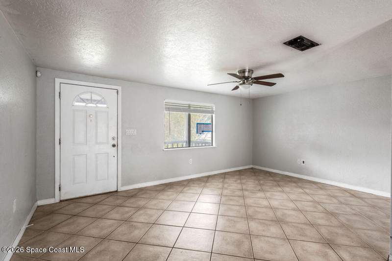 5 bedroom Single Family Residence at 1682 Glencove Avenue, Port Malabar Unit 44, Palm Bay — photo 5