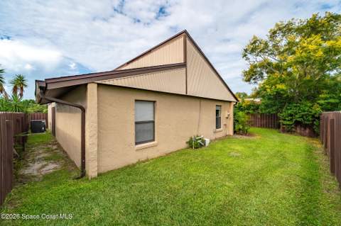 305 Bayhead Drive, Melbourne FL - photo 13 of 46