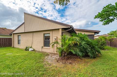 305 Bayhead Drive, Melbourne FL - photo 14 of 46